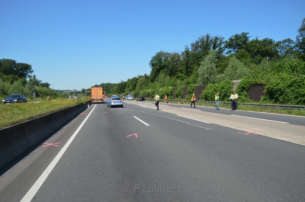 Schwerer VU A 4 Rich Aachen Hoehe Rastplatz Frechen P69.JPG - Miklos Laubert